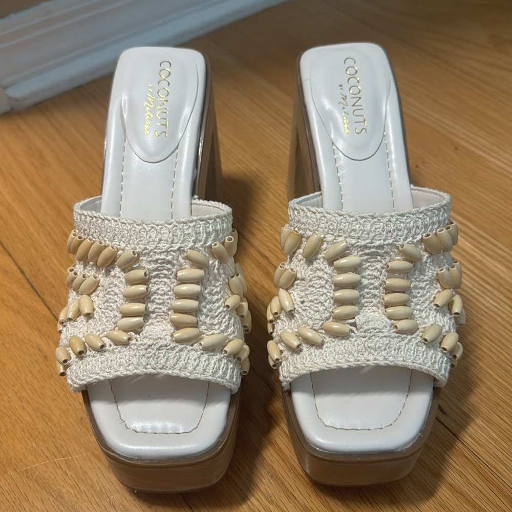 Coconuts by Matisse summer platform sandals sz 7